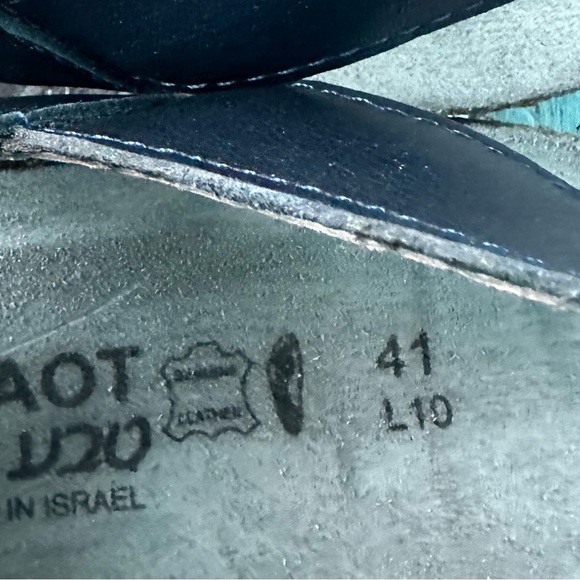 NAOT KRISTA  SIZE  41 / 9.5 - 10  New/No Box - Picture 5 of 6
